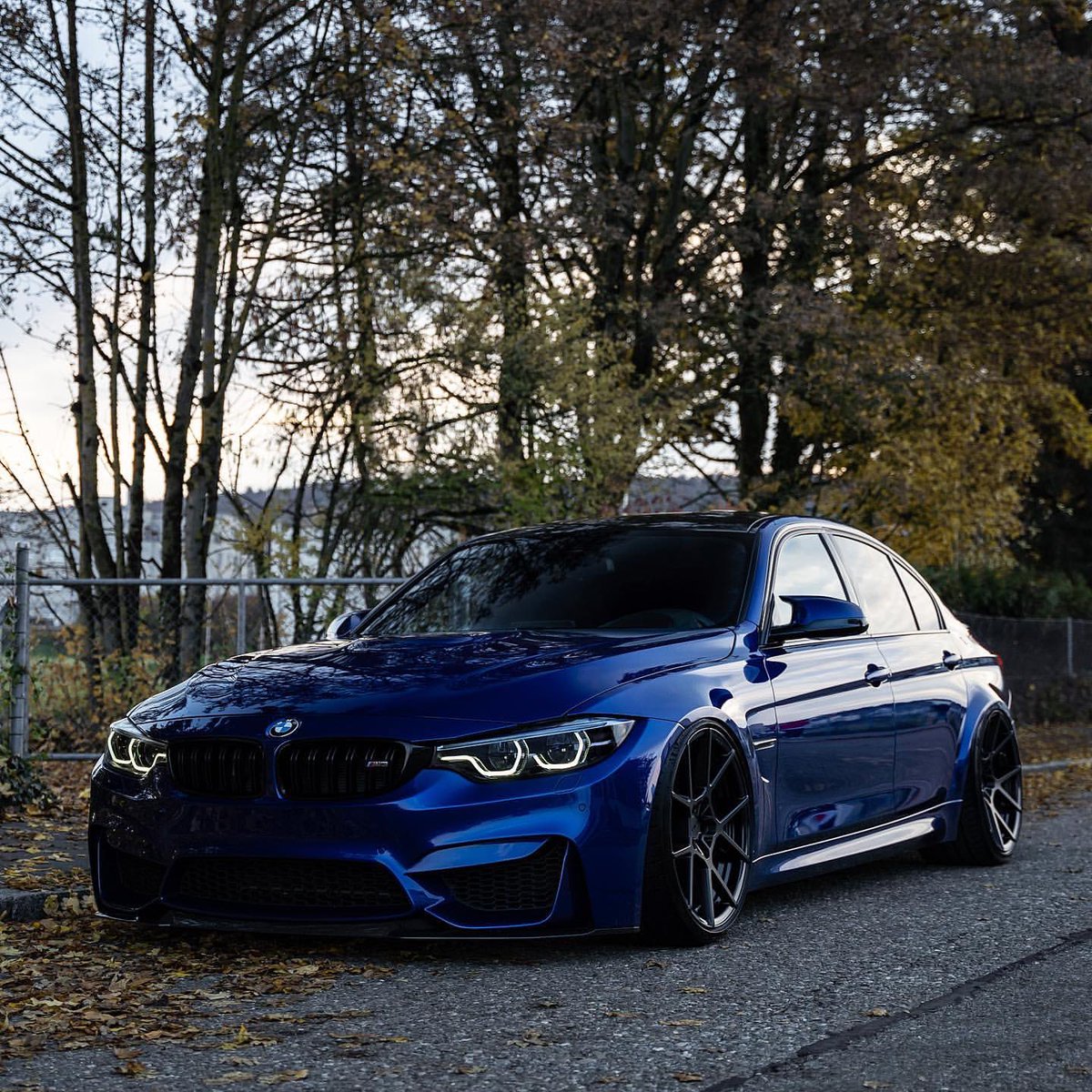 Carpornpicx's tweet image. M3