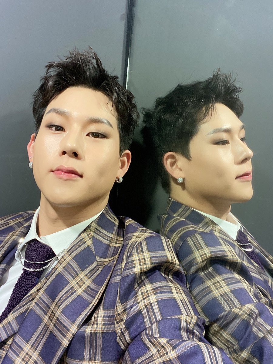 OfficialMONSTAX's tweet photo. 보고싶다.. 몬베베가!!!! 흐어흐어흐어 #주헌 https://t.co/1uI2Sl42qX