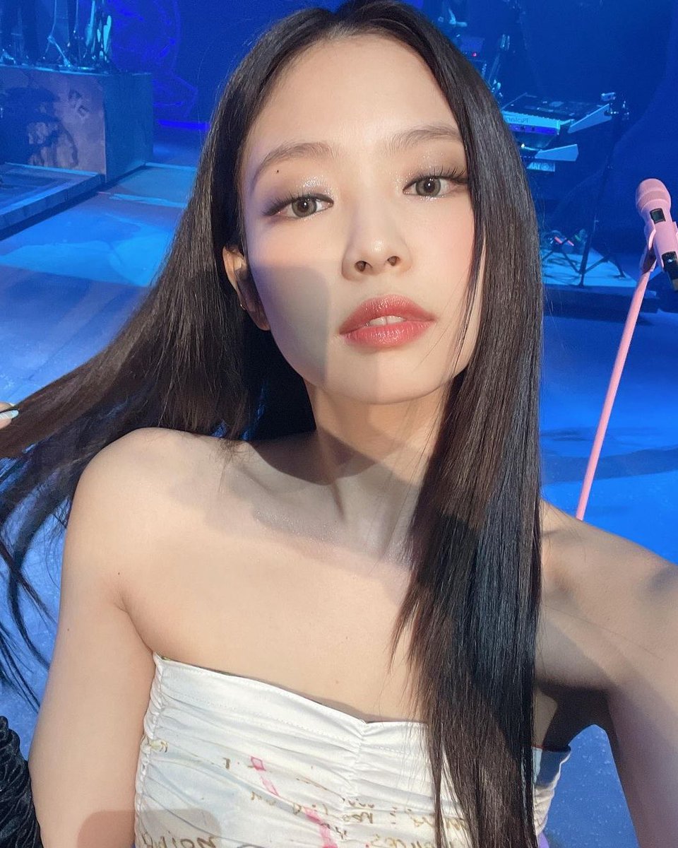 jennie pics (@kimjenniepics) on Twitter photo 