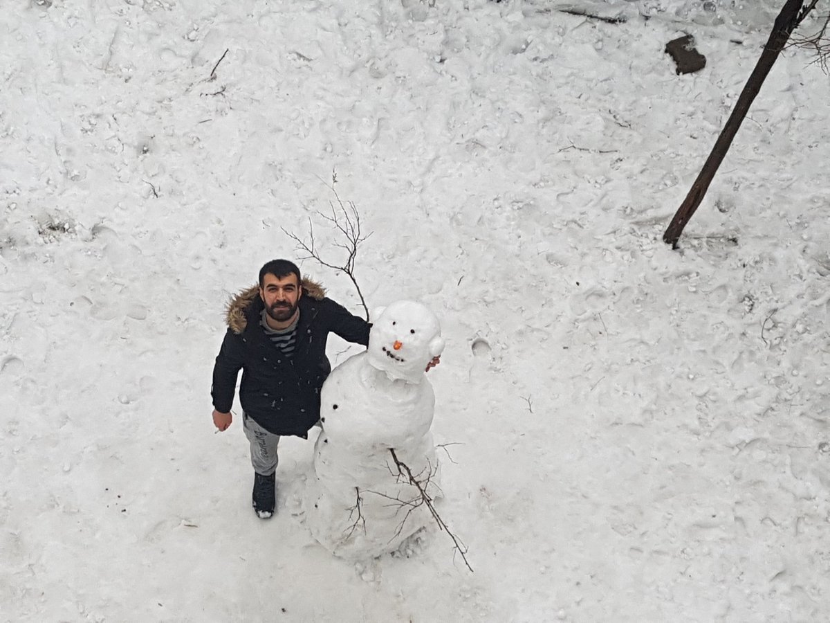 Toplumsal estetik anlayışınızı karşılamıyor olsada sonuç olarak kardan Adam.
