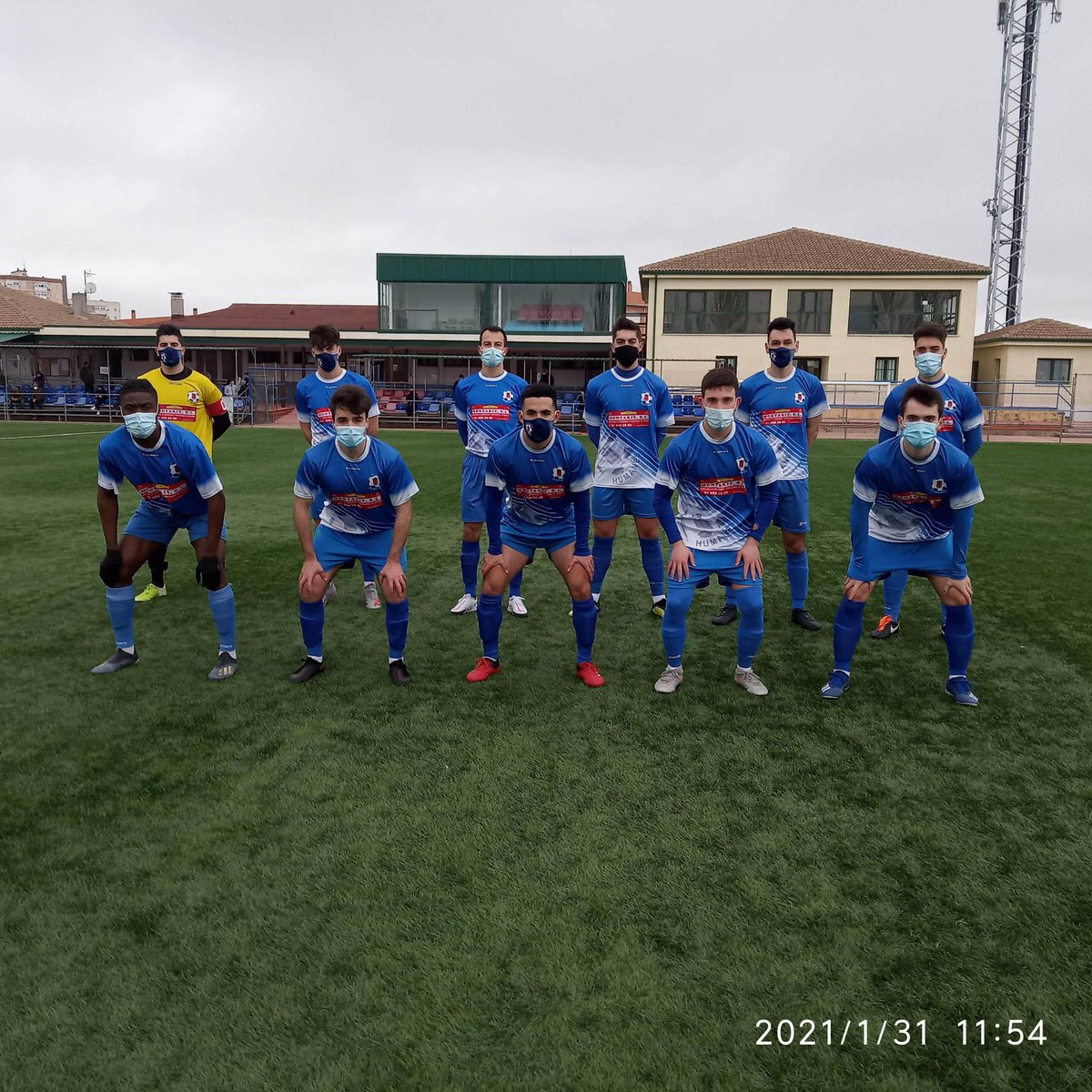 cdhumanesoficia's tweet photo. Partidazo vivido hoy en el Emilio  Zazo, que solo el viento ha impedido que fuera mejor. Los puntos se quedan en Humanes que aunque ganaron por la mínima tuvieron otras dos claras para aumentar el marcador. +3 Y a seguir trabajando https://t.co/8AXNsebB2u