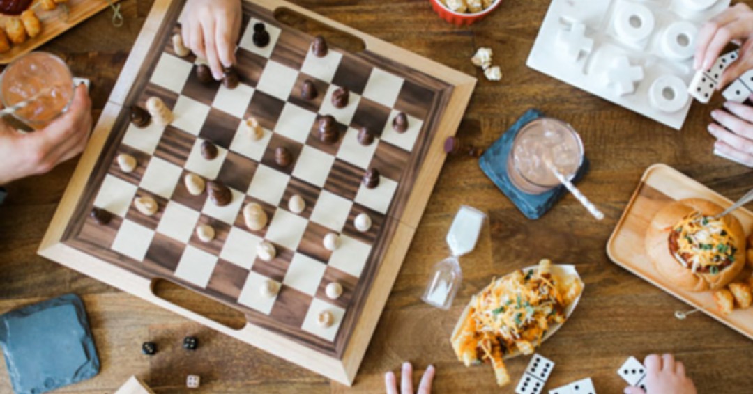 StudentLifeBU's tweet image. Stay Home Sunday!
Spring Semester starts this Tuesday, so get in some last-minute fun! Perhaps, a game night?  Tag us in your spontaneous Sunday plans
#StayHomeSunday#SaferAtHome#Wildcats#FlattenTheCurve