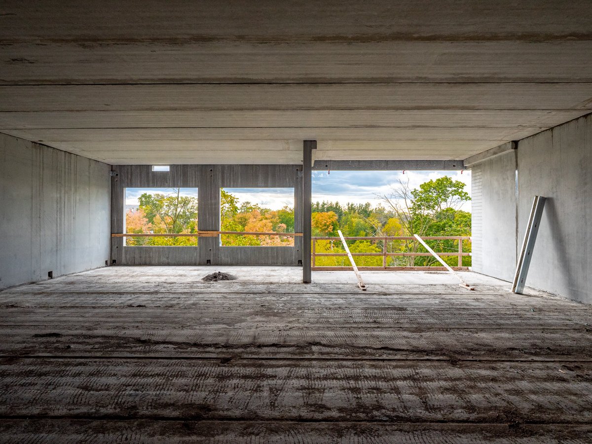77YatesCondos's tweet photo. A view of the ravine in October from the construction site at #77Yates. You can still make a personal appointment to view @77YatesCondos plans &amp; scale model. Rest assured all safety best practices are in place.  
https://t.co/VKhInv6YRK #ourhomeSTC https://t.co/eNwjMPphNM