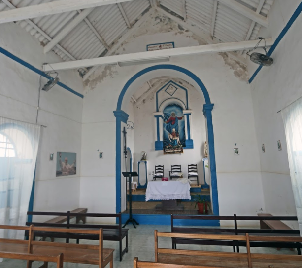  Virtually in the middle of nowhere, the church of Pedro de Lume in Sal island is like something out of a Mad Max movie. Rusting industrial equipment, salt flats and dusty volcanic landscapes and a fishing harbour add to its eerie attraction. Inside, it’s very basic.
