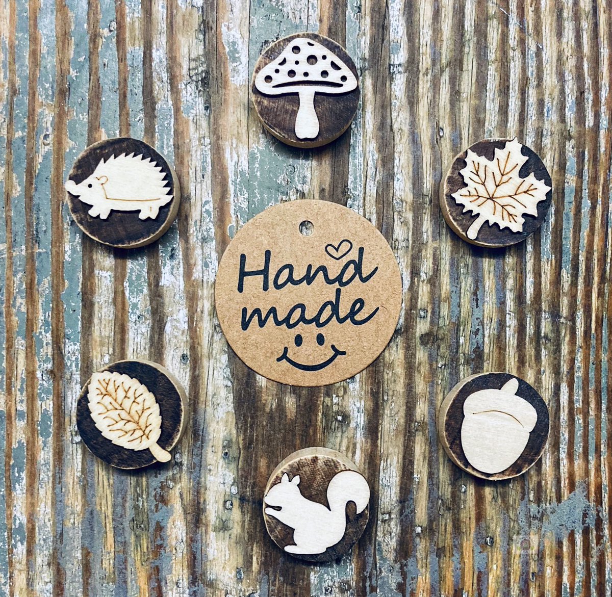 We have officially launched the first of our handmade products - our very own woodland themed stamp sets made from natural and recycled materials! 

You can find out more over at facebook.com/10757561782685…

#nature #ecofriendly #handmade #crafts