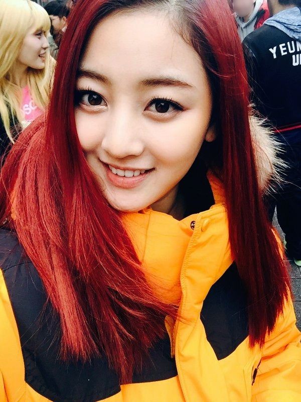 jihyo pics tweet media
