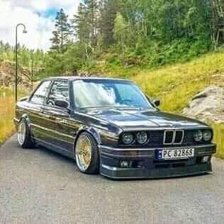 The legendary bmw325is