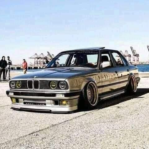 The legendary bmw325is