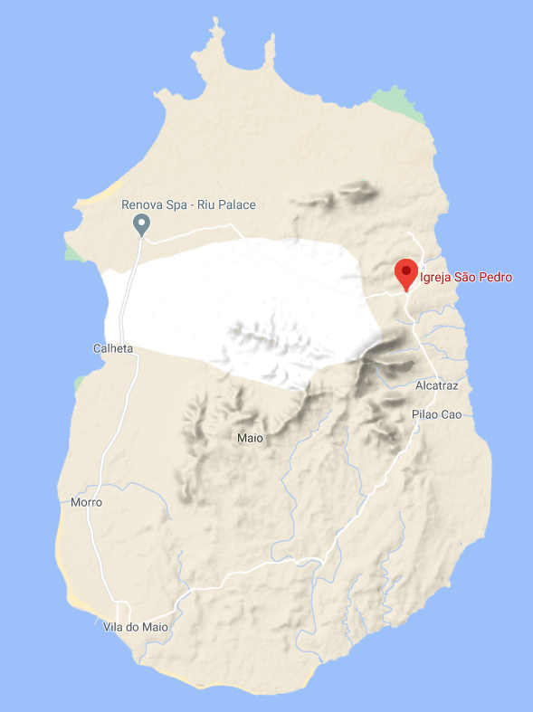  A babe from 1999, São Pedro church in Perdo Vaz on Maio blends seamlessly with its dusty surroundings. Inside, the hamlet’s humble reality is reflected in the spartan decoration. The ocean is under 2km behind the church.