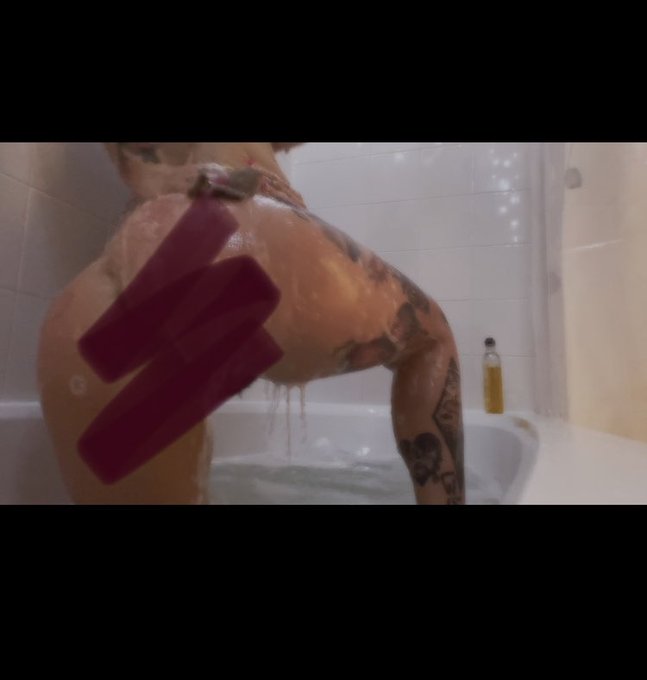 Today is a good day to sign up for my site 🥸👅 this is from a 5 minute bathtub video 😗 https://t.co/y