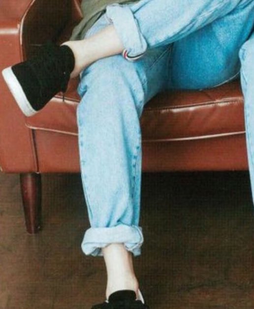 Yoongi ankle thread~for the Victorian in us all