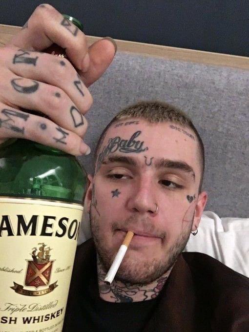 LilBoWeap's tweet photo. Which is your mood today 🥴 #LilPeep https://t.co/JlCIFMfitz