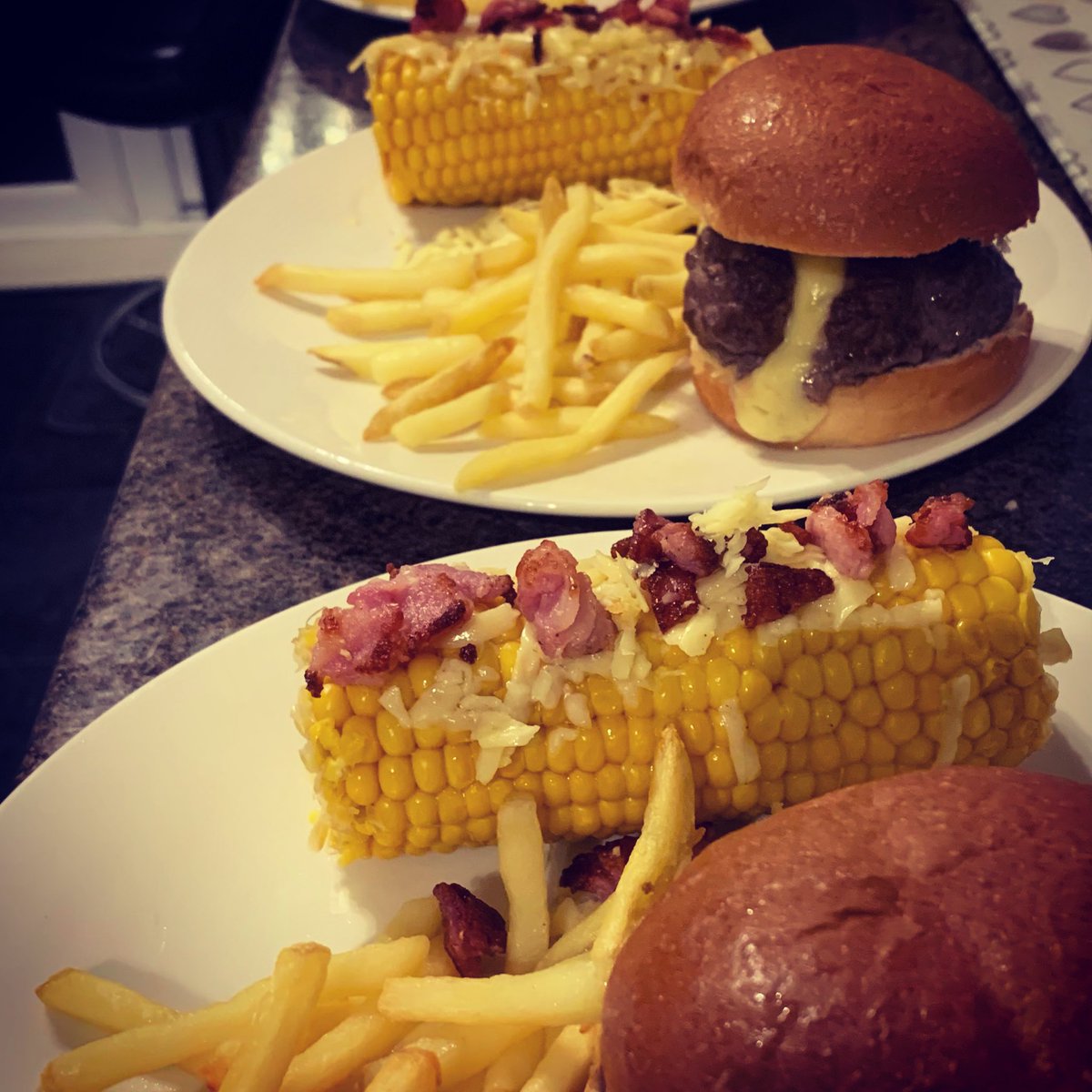 When your 9yr old daughter takes care of Saturday night dinner. Go Amber 🍔👍🏻