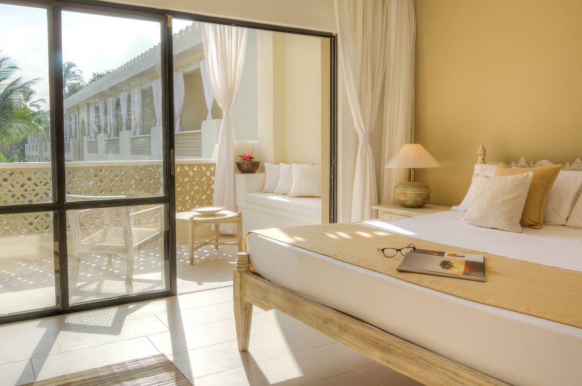 wotegroup's tweet photo. Our Special Valentine Coast Deal is here!

Enjoy two nights' stay at one of the most beautiful, luxurious, and romantic-set getaway resorts in #Malindi this Valentine's Day! 🌹

Hurry! and let's plan🎀😌 

#ValentinesDayKE #RomanticCouples #Magicalkenya  #TravelDiaries #Kenya❤️ https://t.co/EFqS0EIlVC