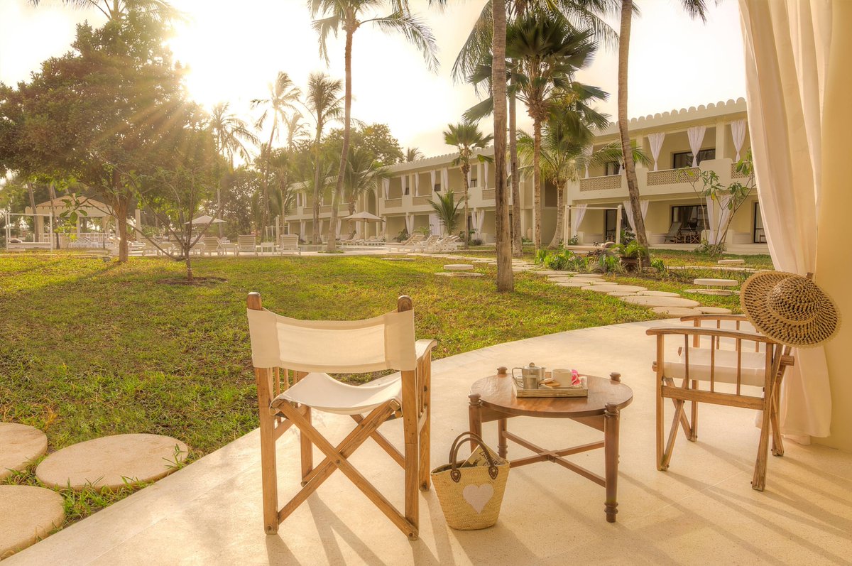 wotegroup's tweet photo. Our Special Valentine Coast Deal is here!

Enjoy two nights' stay at one of the most beautiful, luxurious, and romantic-set getaway resorts in #Malindi this Valentine's Day! 🌹

Hurry! and let's plan🎀😌 

#ValentinesDayKE #RomanticCouples #Magicalkenya  #TravelDiaries #Kenya❤️ https://t.co/EFqS0EIlVC