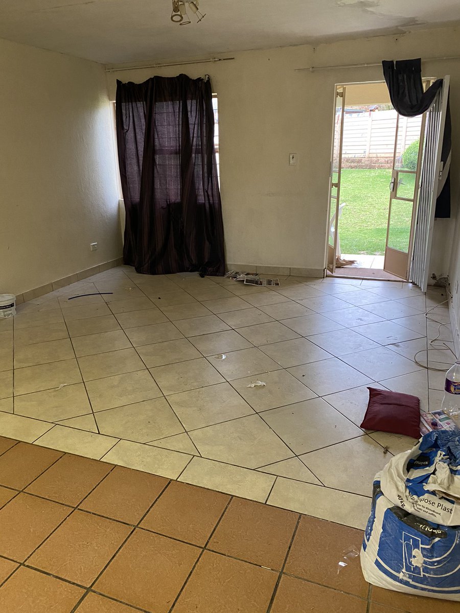 BagwellReloaded's tweet image. So i rented out my place to my fellow African Brothers/Sisters 🇲🇿..this is how they left it. I blame myself for having been Humanly and Understanding of “their situation”. #LessonLearnt