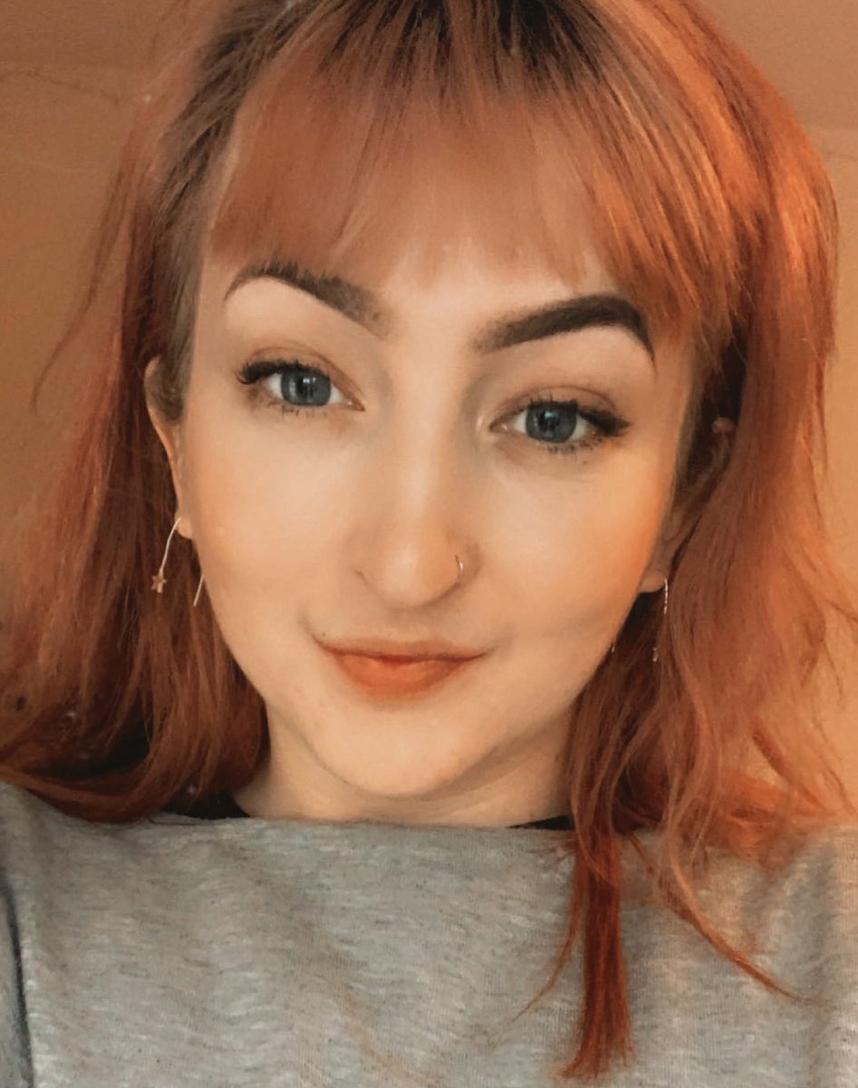 pxych's tweet image. The first selfies I’ve taken this year. It’s so hard to feel nice about yourself when things are so crazy n shite. Hope you’re all doing your best to feel sexy and delicious. 💖 x