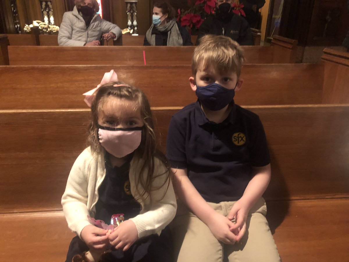 sfxvnderbosch's tweet photo. The tradition continues at SSJFX.   Catholic Schools  Week begins just like it did for their parents, grandparents, aunts/uncles and cousins!  All at St. Francis Xavier. https://t.co/PbkNfxpkKJ