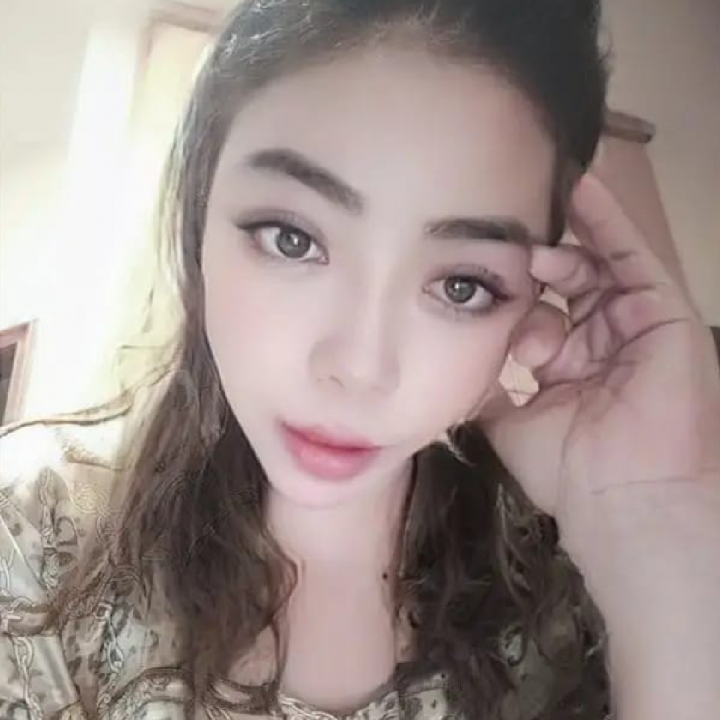 ayo pergi bersamaku on #BIGOLIVE bigo.tv/sid/2113212692…