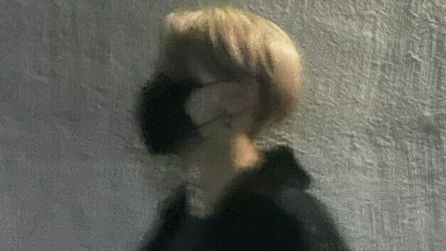 jungwonsfilter's tweet photo. there's really something with enhypen blurred photos https://t.co/vt6d4oS5no