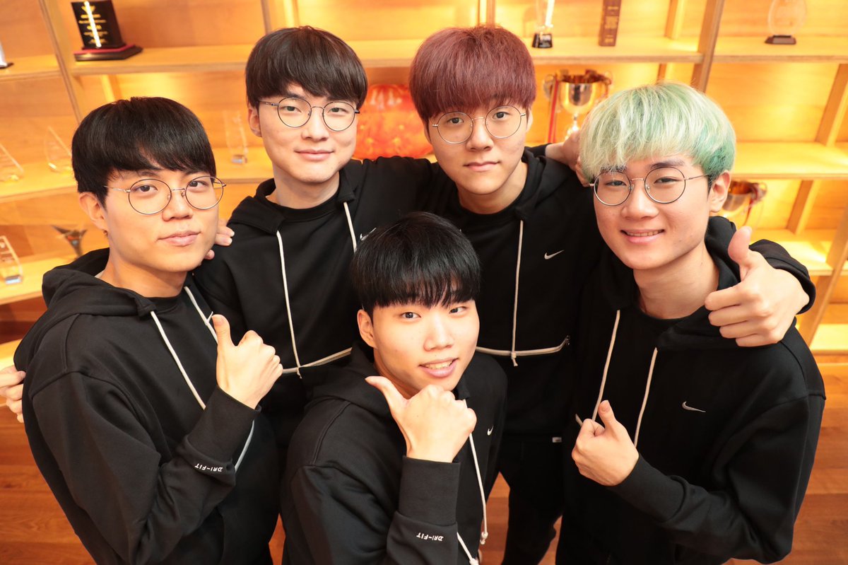 YacheonG_o_9's tweet photo. 난 작년의 얘네를 정말 사랑했어 https://t.co/5uhepyZv93