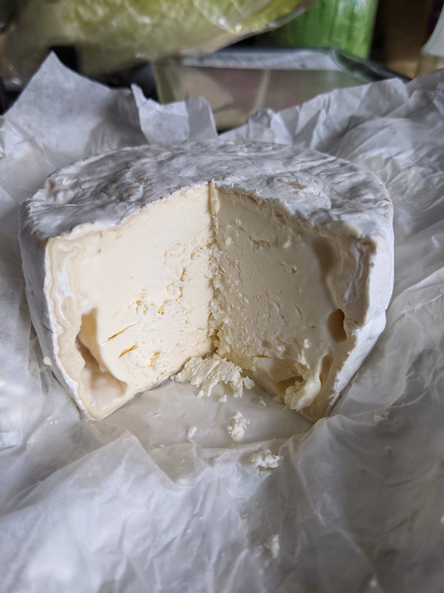 <a href="/SheffCheeseMast/">Sheffield Cheesemasters</a> the Camembert is ready - very tasty, really pleased with the results
 #camembert #homemadecheese #cheese