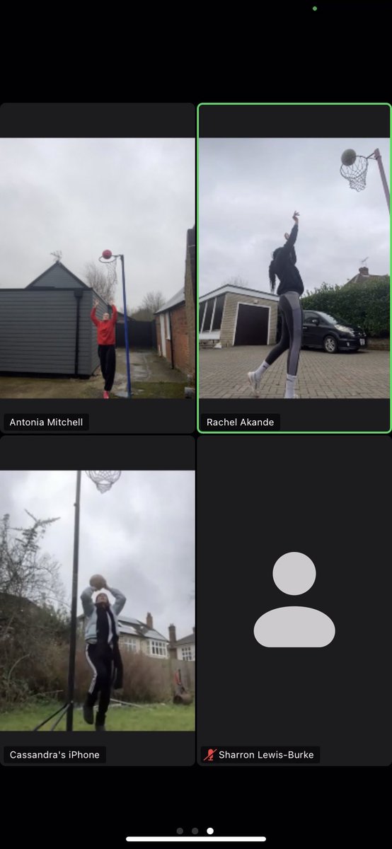 What better way to bond as a unit than to do it whilst getting in some practice💗🖤 <a href="/PulsePathway/">London Pulse Netball Pathway</a> <a href="/Pulse_Netball/">London Pulse Netball</a> <a href="/_CassieHoward/">CassieHoward</a>