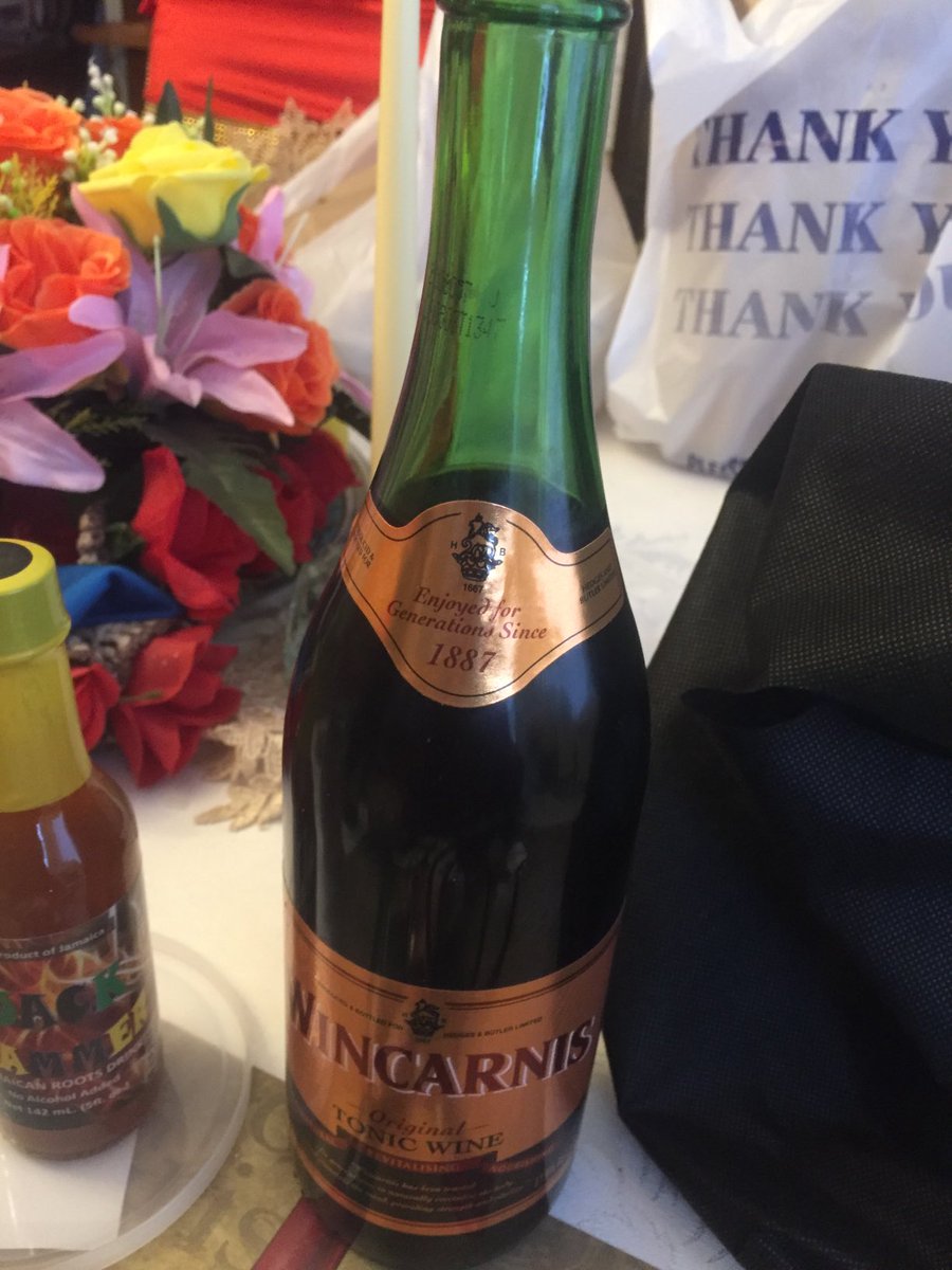 TapperYoung's tweet image. 