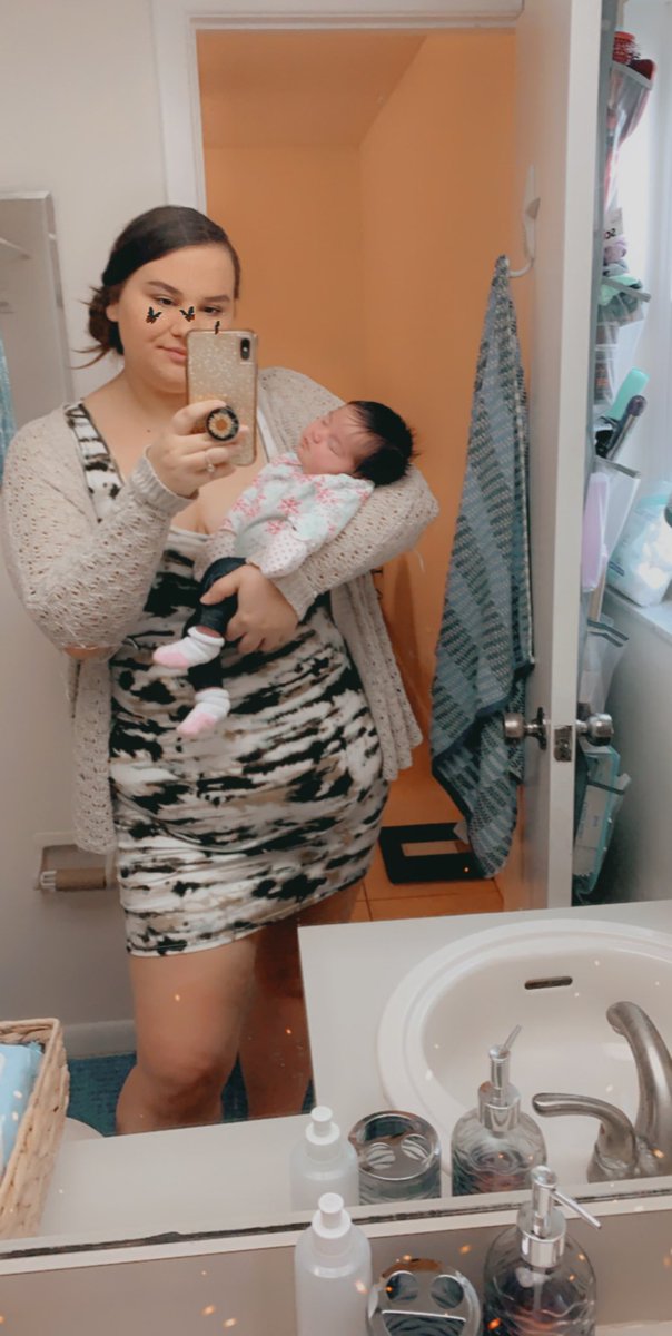 daniellerothboz's tweet image. Mama and lil mama 💜