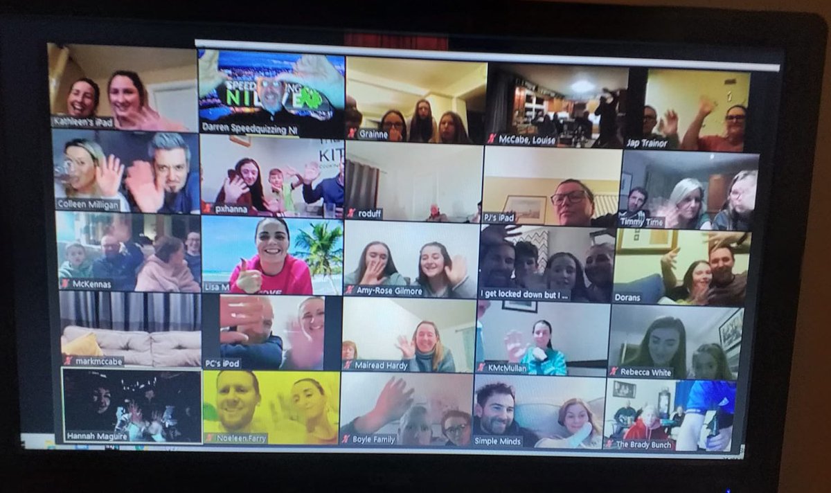 CastlewellanGAC's tweet image. What a brilliant nights craic. Thanks to @Speedquizzingni &amp;amp; everyone who joined us ... results are in ...... #Battleofthebubbles #LockdownQuiz #UTT 💚🖤📲👨🏽‍💻😊