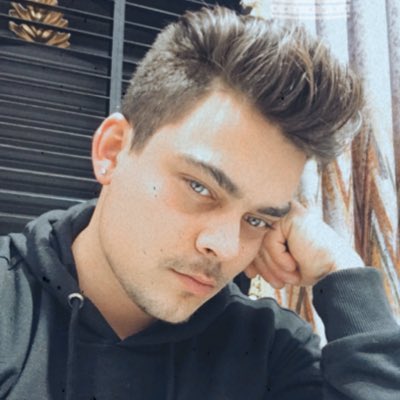 ozanssensoy's tweet photo. #YeniProfilResmi https://t.co/LDDz9DuAiC
