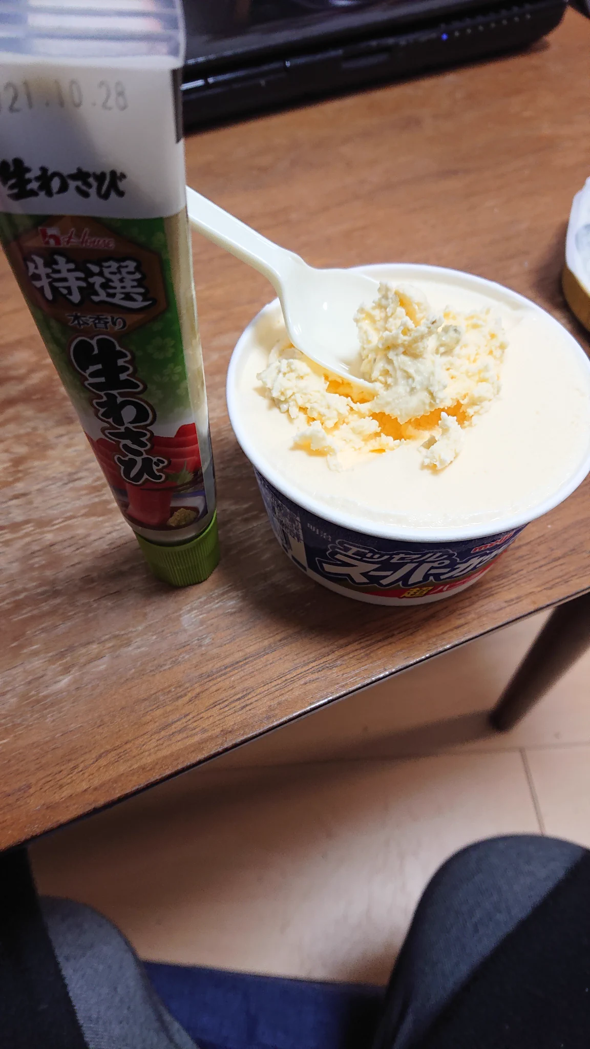 びっくりするような組み合わせだけど意外と合う？！アイスにわさびを混ぜる食べ方が話題に！