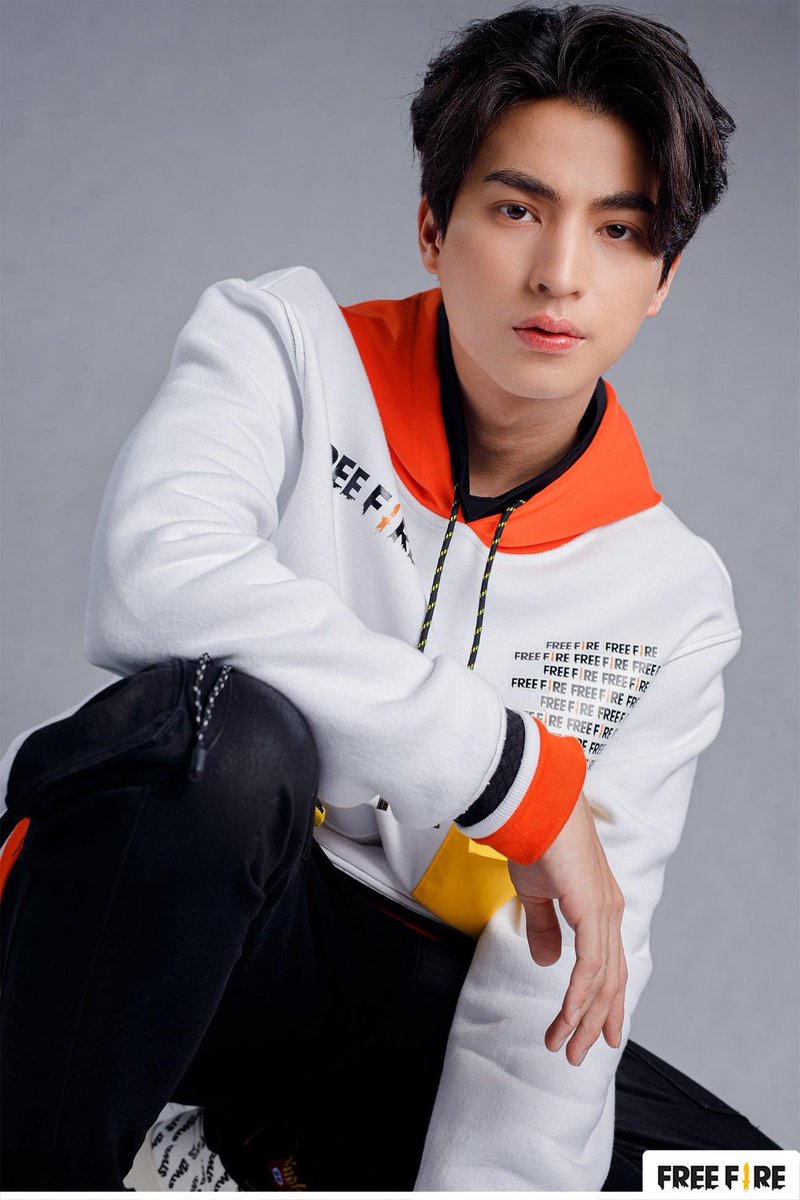 mewgulfperufc's tweet photo. 【FACEBOOK || 300121】 Actualización de #MEWGULF en la cuenta de Free Fire Creators Thailand 🐼⚽️🖤
➡️ Los más lindos ☺️
Cr. Free Fire Creators Thailand
Re. @mewgulfperufc
#MewSuppasit #GulfKanawut #FriendTeam https://t.co/l5a0t3lZYF