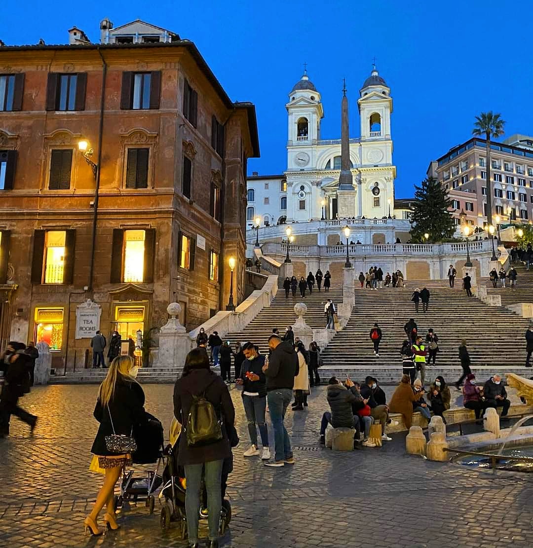 ItalyInTheHeart's tweet photo. ๐ฎ๐น Piazza di Spagna, Roma, Lazio
๐ท Beautiful Italy
#piazzadispagnia #spanishsquare #roma #rome #lazio #spanishsteps #beautiful #instagood #awesome #bestphoto #evening #tramonto #sunset #romephoto #amazingphoto #photooftheday #travel #travelplace #travelphoto #italy #italytrip https://t.co/4TIgDGtKu4