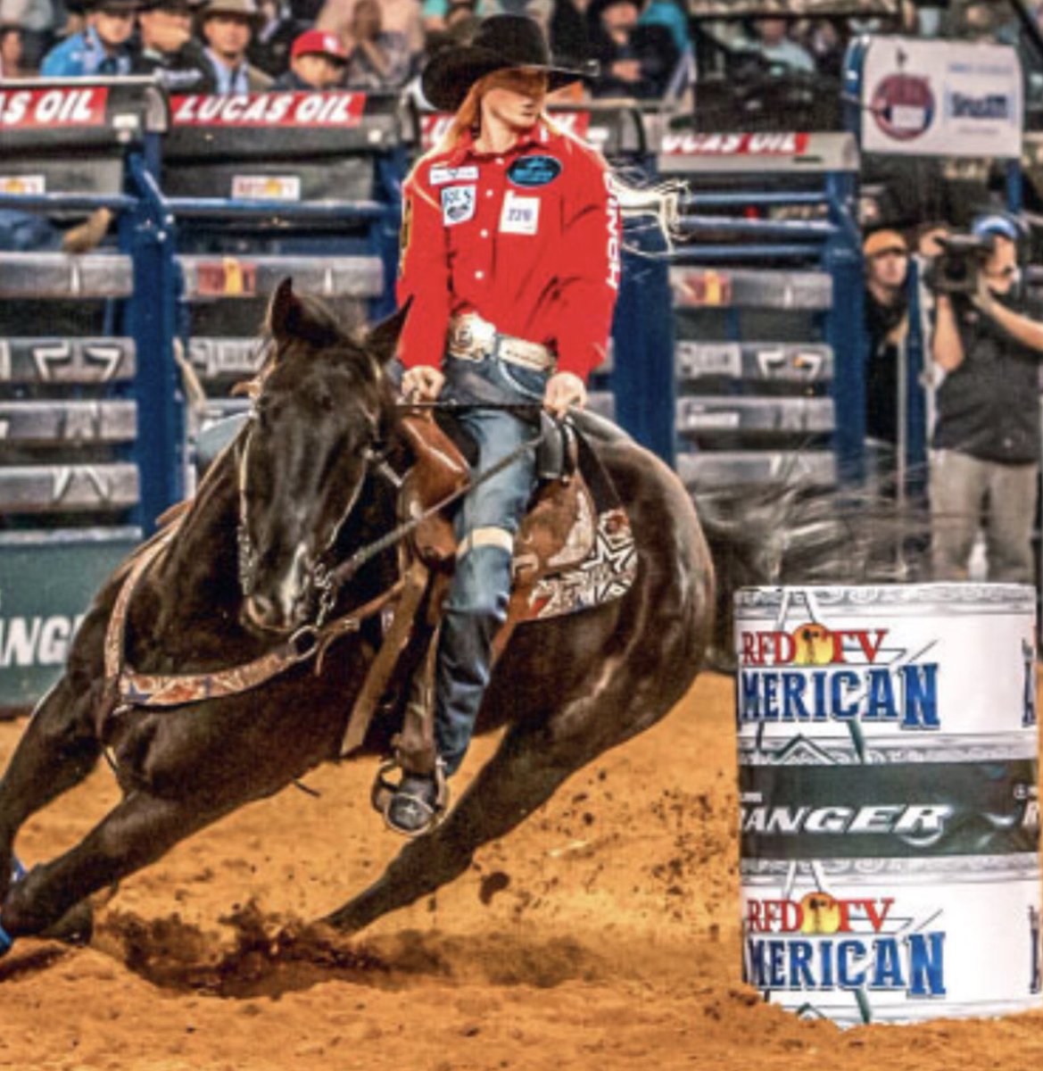 AcademyVilade's tweet photo. Going outside the baseball world this morning to wish this special young lady a⭐️very happy birthday this weekend⭐️You continue to inspire @SnyderAmberley. From everyone at @AcademyVilade @JimmyV29 @RyanVilade @tsnyder28 @jvilade2 @vilade_john #barrelracer #getupandride #Rodeo ! https://t.co/cfiy3rWsw8