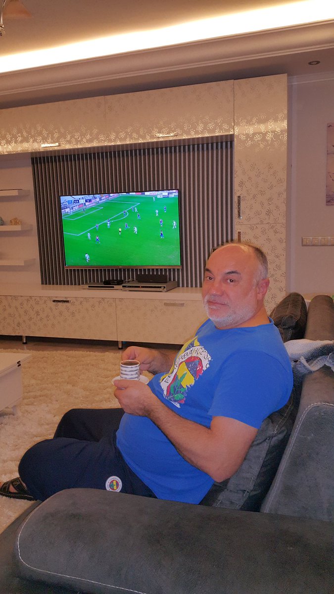 Yemekten sonra kahve iyi geldi 💛💙