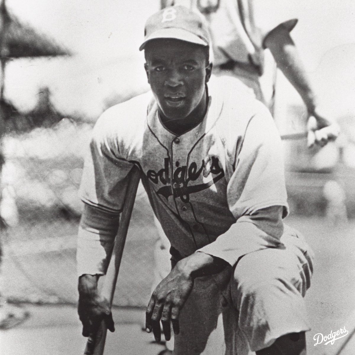 Dodgers's tweet photo. Remembering Jackie on his birthday today. #Jackie42 https://t.co/TKFyVp6no3