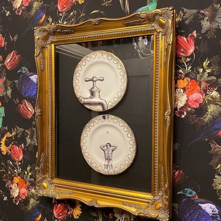 alijoedesigns's tweet image. ‘P O W E R  S H O W E R’.

On a wall outside a wet room in Galway.
Another pair of plates taken to another level on this gorgeous wall.
THANK YOU @maggierow 
.
.
.
#anotherplateonthewall #powershower #elevatingupcycling #decorativeplates #gonebutnotforgo… instagr.am/p/CKt5hR9neH9/