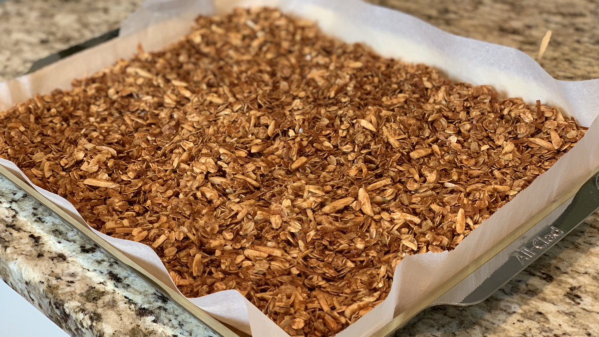 threeofstyle's tweet photo. Glorious granola #sundayvibes https://t.co/3kacuw1i6U