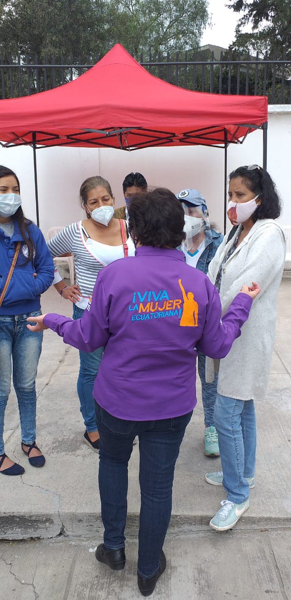 SandraHidalgoEC's tweet photo. Un privilegio haber compartido experiencias y sueños con quienes integran el #ProyectoVioleta de @FArnuv
Estamos comprometidos de corazón con la dignidad de las mujeres ecuatorianas
#VivaLaMujerEcuatoriana https://t.co/MA2CziKZfq