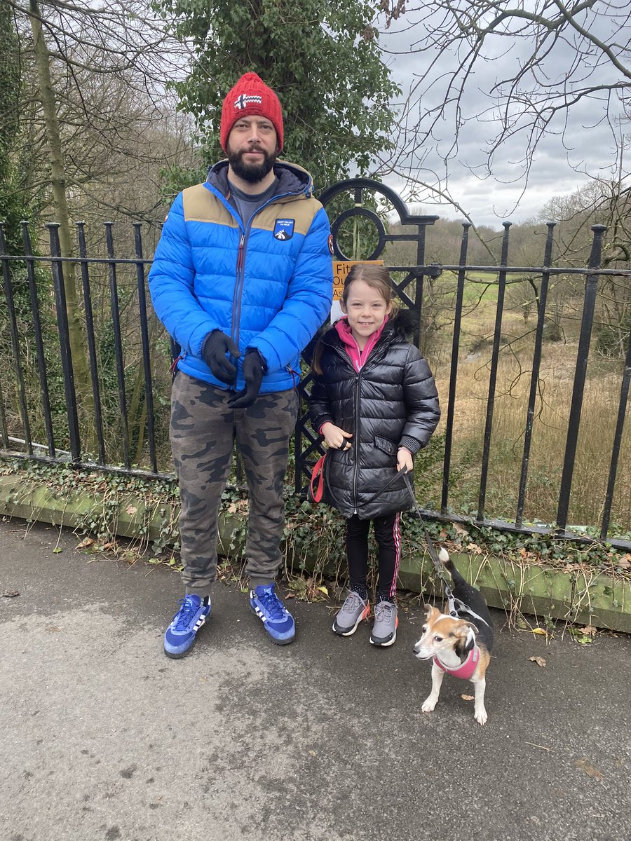 Phillips27Helen's tweet photo. @StJamesYear3 #WindywalkwithLexiandDaddy #hackonDexter #Miasweekend #followtheleaderwithMusty https://t.co/zDWrqgI3o8