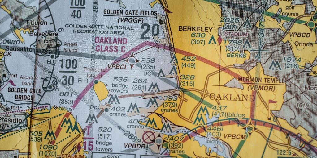 PlaneEnglishSIM's tweet photo. Do you know what the numbers by the obstacles mean?
Swipe to learn more.
#planeenglish #planeenglishsim #flying #flyinghigh #plane
#comms #safety #pilot #pilots #privatepilot #becomeapilot
#pilotlife #pilottraining #map #maps #mapknowledge https://t.co/gunJXccac3