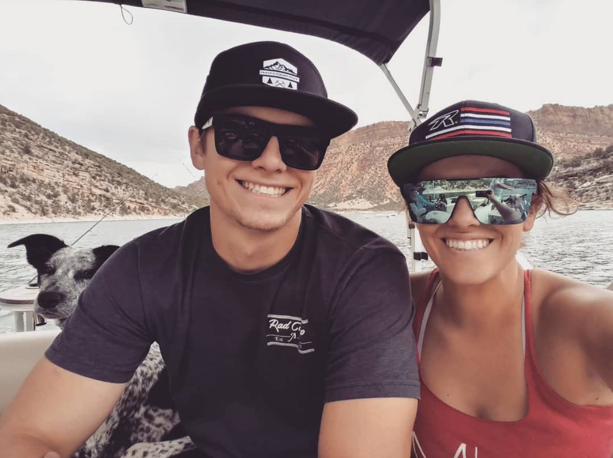 Cahl &amp; Brittney spending the day with family in Flaming Gorge! #radmvmnt #radcompany #dirtdreamers #flaminggorge #horseshoecanyon #utah #boatinglife #lakelife #fishing #surfing #wakesurfing #wakeboarding #freediving #spearfishing #scuba #outdoors #keepitwild #camping #moto #mtb