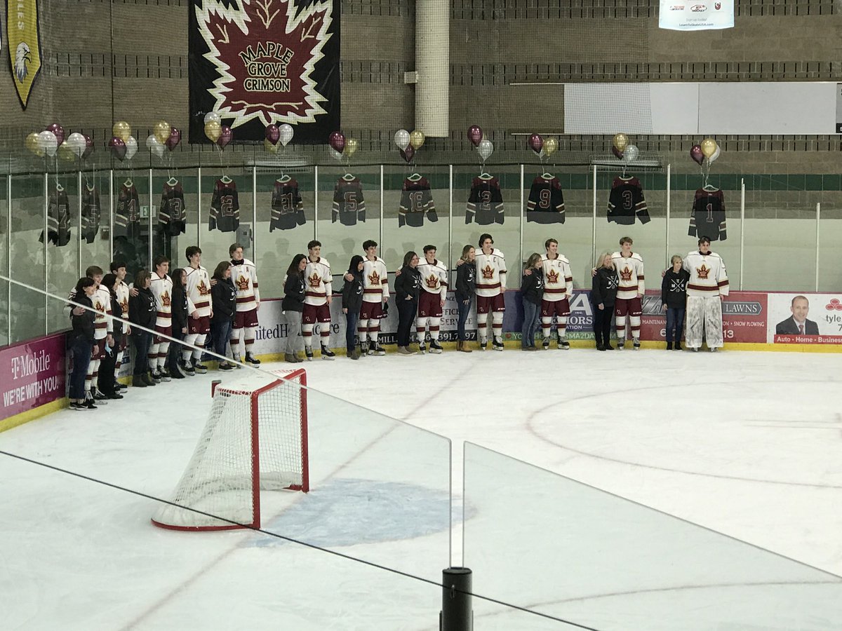 Congratulations to this great group Seniors #CrimsonFamily #Crimsonstrong