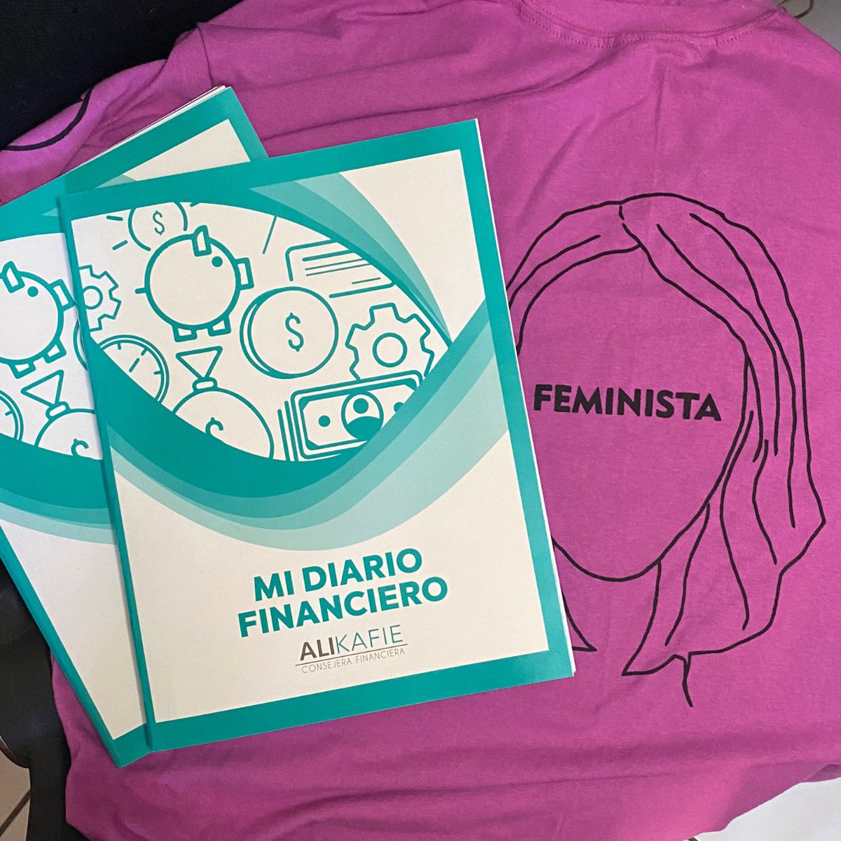 YwcaHn's tweet photo. Rise Up! Agenda Feminista de la YWCA

Mujeres Hondureñas haciendo frente a la Pandemia. 🙅🏻‍♀️
#DomingosFeministasenelCCET https://t.co/0uHmhtUs6g