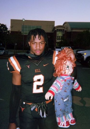 1932 Rec Yards 32 Rec Touchdowns!
2x 1st team All State,Cobb County,All Region. 2020 Offensive Player Of The Year/2019 Wide Receiver Of The Year!
All Time Receiving TD &amp; Receiving Yards Record at <a href="/Kell_Football/">Kell HS Football</a> !
<a href="/ChadSimmons_/">ChadSimmons</a> @Mansell247 <a href="/BALLERSCHOICE1/">BALLERS CHOICE LLC</a> 
hudl.com/video/3/100592…