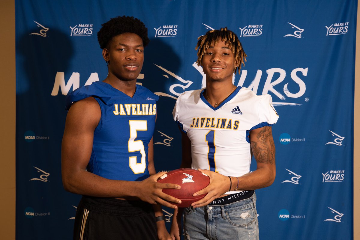 _princetonword's tweet photo. 105% COMMITTED 💙💛@JavelinaNation @CoachJonesTAMUK @CoachPetty_ #Gojavelina #LLEJ3💙 #LLTY❤️ https://t.co/z36s7BZrmk