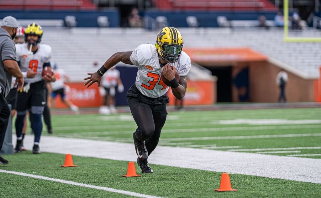 LRountreeIII's tweet photo. Thankyou @JimNagy_SB for selecting me to play in the senior bowl game and to represent MIZ one last time. It was a honor and a week I will never forget. https://t.co/0PwR4KXB6J