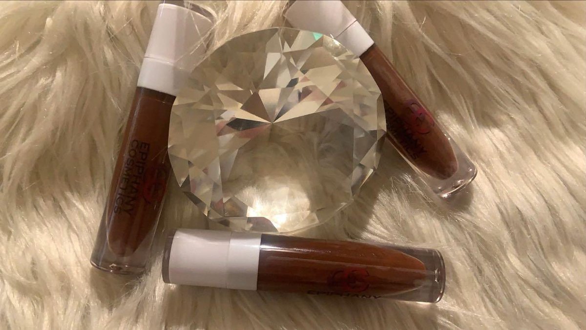 Chocolate Truffle🍫 ALL LIP GLOSS IS HAND MADE, VEGAN, and Cruelty Free. Click the link epiphanycosmetics.com to Shop!! #Cosmetics #LipGloss #LipGlossPoppin #LipGlossBusiness #LipGlossJunkie #LipGlossAddict #LipGlossAddiction #LipGlossLover #ChocolateLipGloss #BrownLipGloss