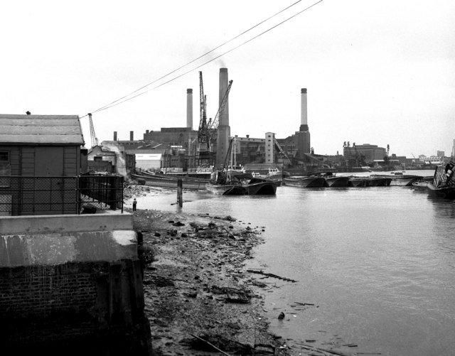 Old photos of the White Swan, Payne Paper Wharf, the old power station and St Nicholas Church in Deptford